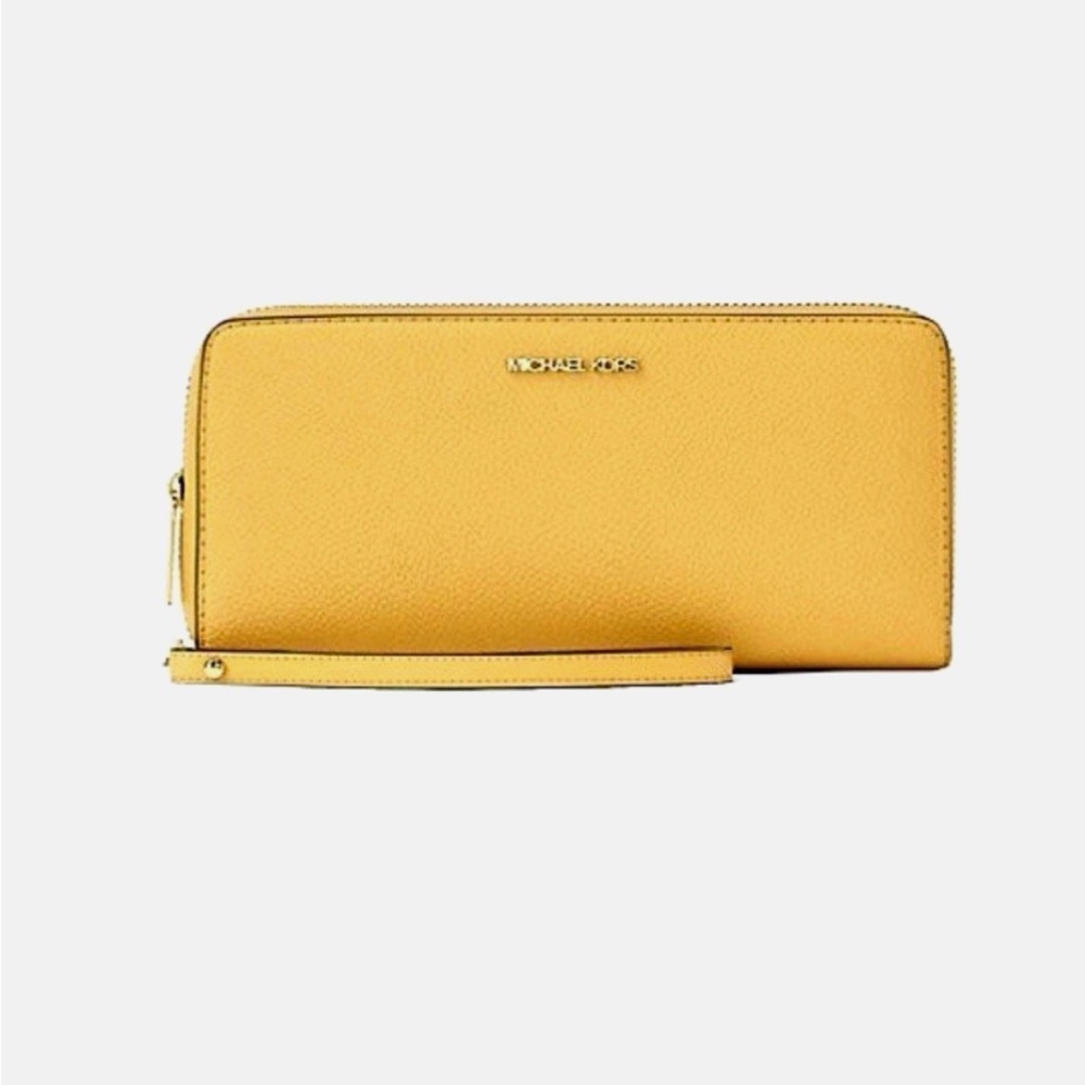 Michael Kors Jet Set Travel Large Pebbled Leather Wristlet